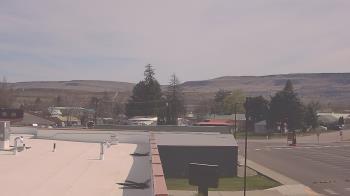 Weather camera view of Bridgeport High School.