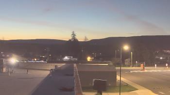 Weather camera view of Bridgeport High School.