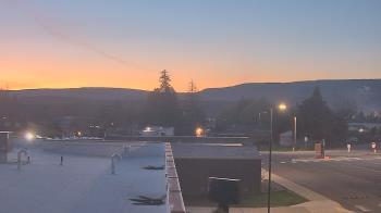 Weather camera view of Bridgeport High School.