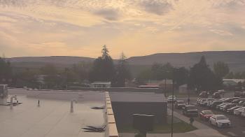 Weather camera view of Bridgeport High School.