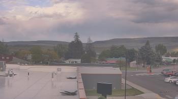 Weather camera view of Bridgeport High School.