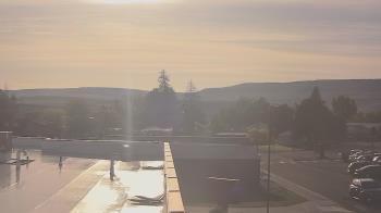 Weather camera view of Bridgeport High School.