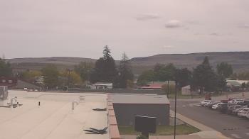 Weather camera view of Bridgeport High School.