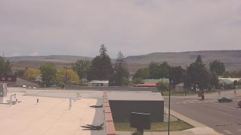 Weather camera view of Bridgeport High School.