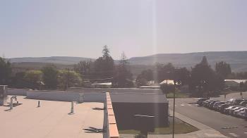 Weather camera view of Bridgeport High School.