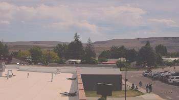 Weather camera view of Bridgeport High School.