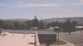 Weather camera view of Bridgeport High School.