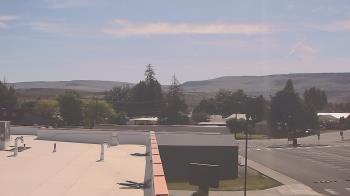 Weather camera view of Bridgeport High School.