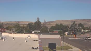 Weather camera view of Bridgeport High School.