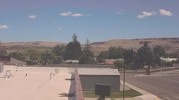 Weather camera view of Bridgeport High School.