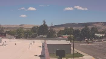 Weather camera view of Bridgeport High School.