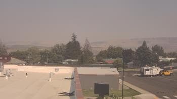 Weather camera view of Bridgeport High School.