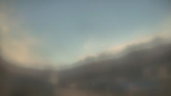 Weather camera view of Highlands School.