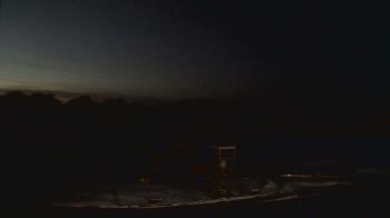 Weather camera view of Stony Brook ES.