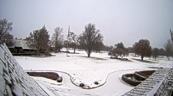Weather camera view of Country Club of Detroit.