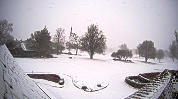 Weather camera view of Country Club of Detroit.