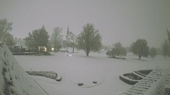 Weather camera view of Country Club of Detroit.