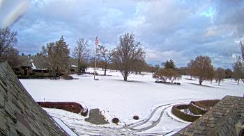 Weather camera view of Country Club of Detroit.