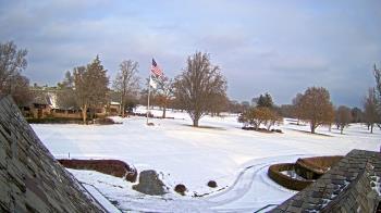 Weather camera view of Country Club of Detroit.