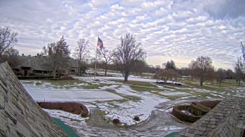 Weather camera view of Country Club of Detroit.