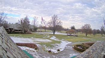 Weather camera view of Country Club of Detroit.