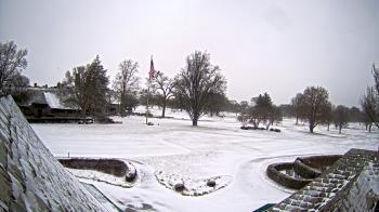 Weather camera view of Country Club of Detroit.