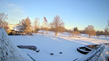 Weather camera view of Country Club of Detroit.