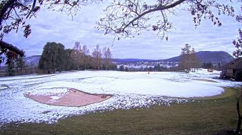 Weather camera view of Country Club of Harrisburg.