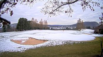 Weather camera view of Country Club of Harrisburg.