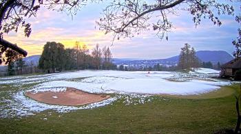 Weather camera view of Country Club of Harrisburg.
