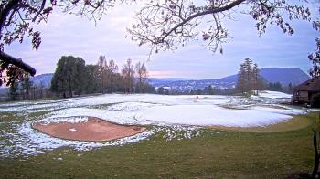 Weather camera view of Country Club of Harrisburg.