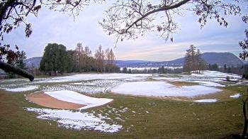 Weather camera view of Country Club of Harrisburg.