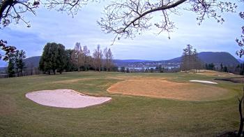Weather camera view of Country Club of Harrisburg.