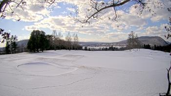 Weather camera view of Country Club of Harrisburg.