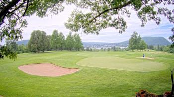 Weather camera view of Country Club of Harrisburg.