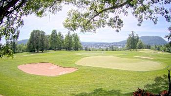 Weather camera view of Country Club of Harrisburg.