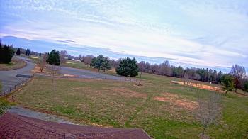 Weather camera view of Oak Ridge Park.