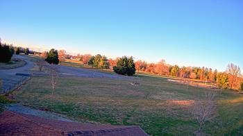 Weather camera view of Oak Ridge Park.