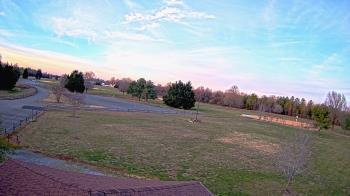 Weather camera view of Oak Ridge Park.