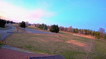 Weather camera view of Oak Ridge Park.