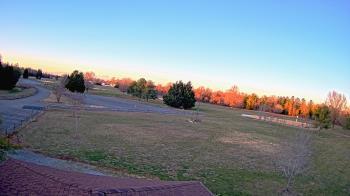 Weather camera view of Oak Ridge Park.