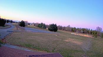 Weather camera view of Oak Ridge Park.