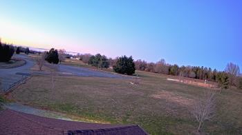 Weather camera view of Oak Ridge Park.