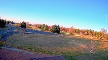 Weather camera view of Oak Ridge Park.