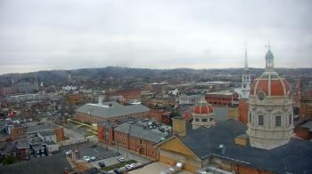 Weather camera view of The Yorktowne Hotel.