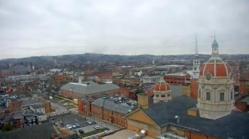 Weather camera view of The Yorktowne Hotel.