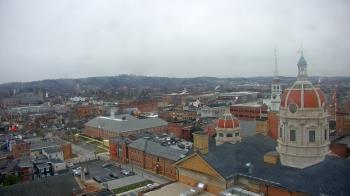 Weather camera view of The Yorktowne Hotel.