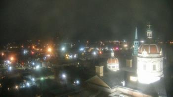 Weather camera view of The Yorktowne Hotel.