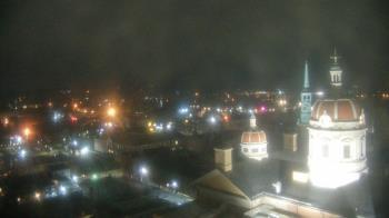 Weather camera view of The Yorktowne Hotel.