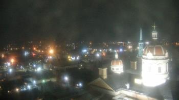 Weather camera view of The Yorktowne Hotel.